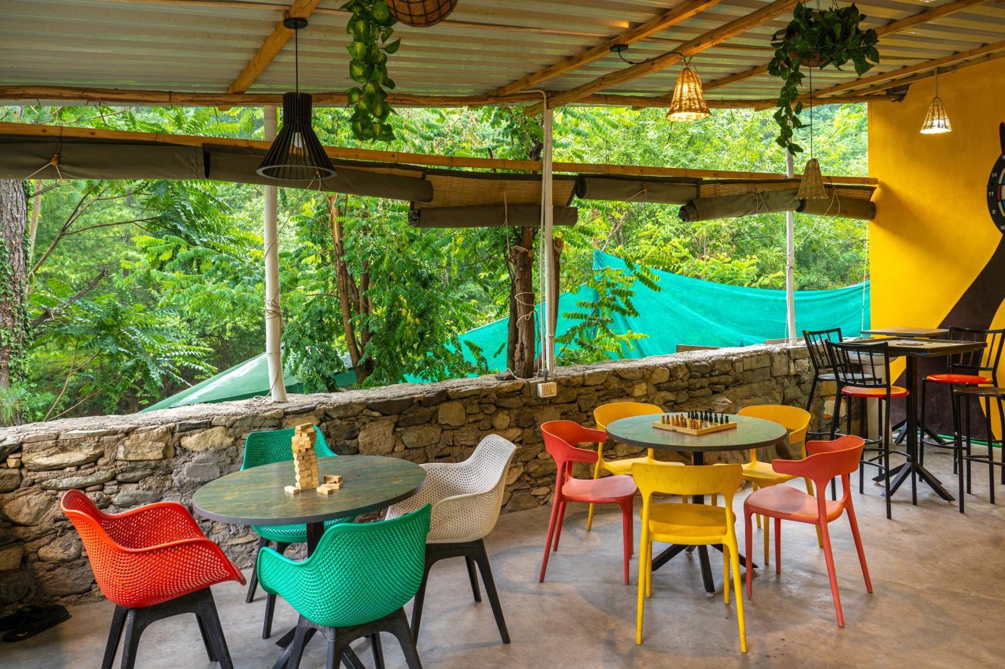 Whoopers Boutique Resort Jibhi Екстериор снимка