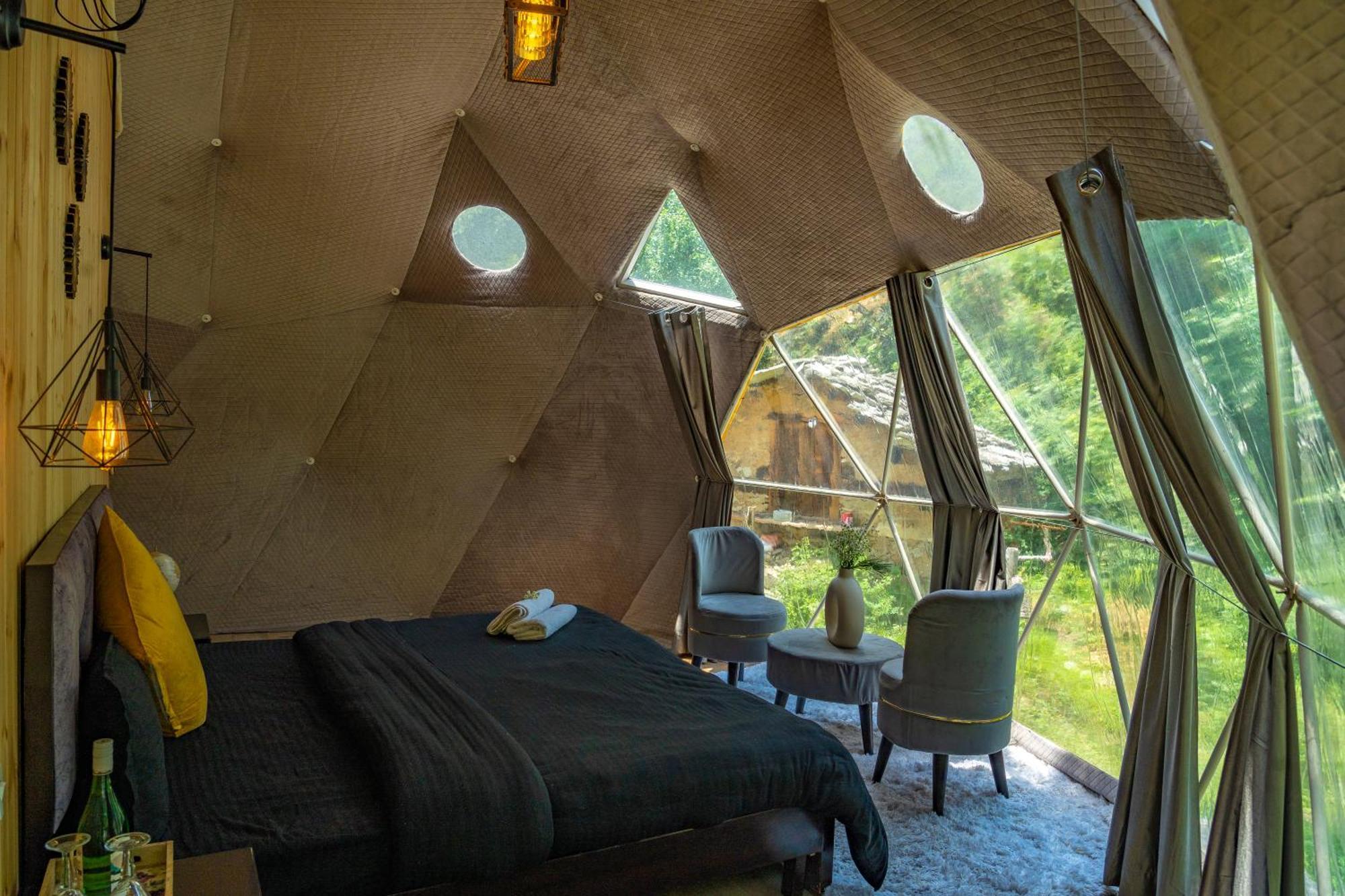 Whoopers Boutique Resort Jibhi Екстериор снимка