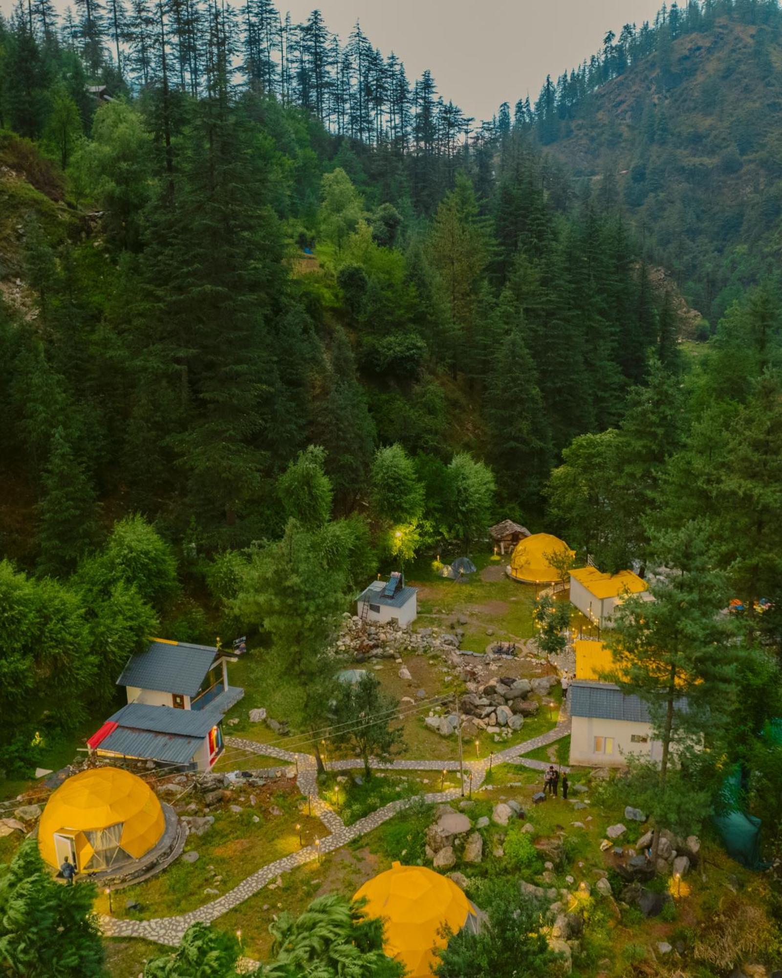 Whoopers Boutique Resort Jibhi Екстериор снимка