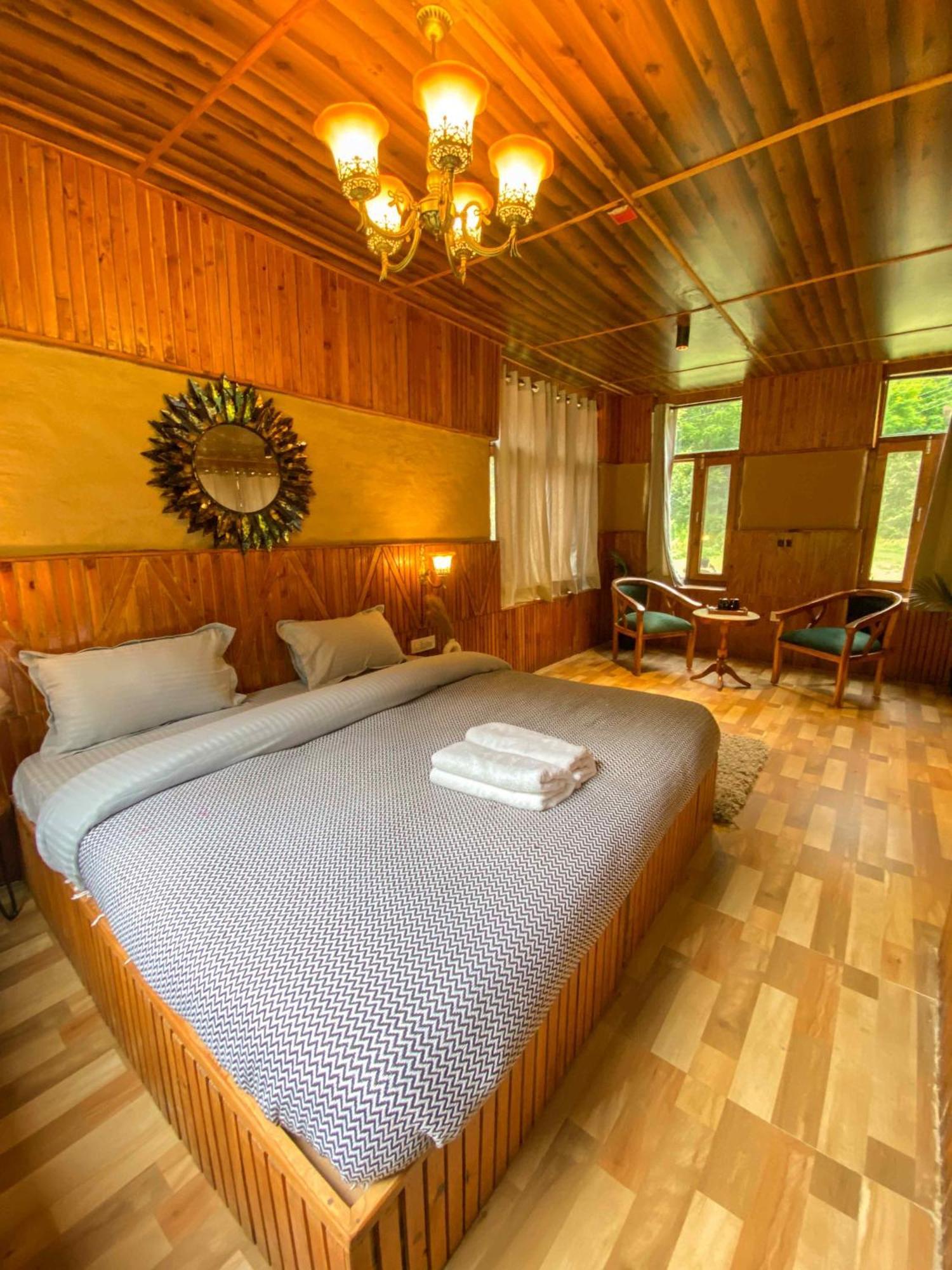 Whoopers Boutique Resort Jibhi Екстериор снимка